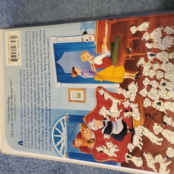 101 Dalmatians - Picture 2 of 4